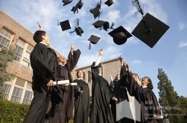 英国留学哪所商学院毕业生收入更高？